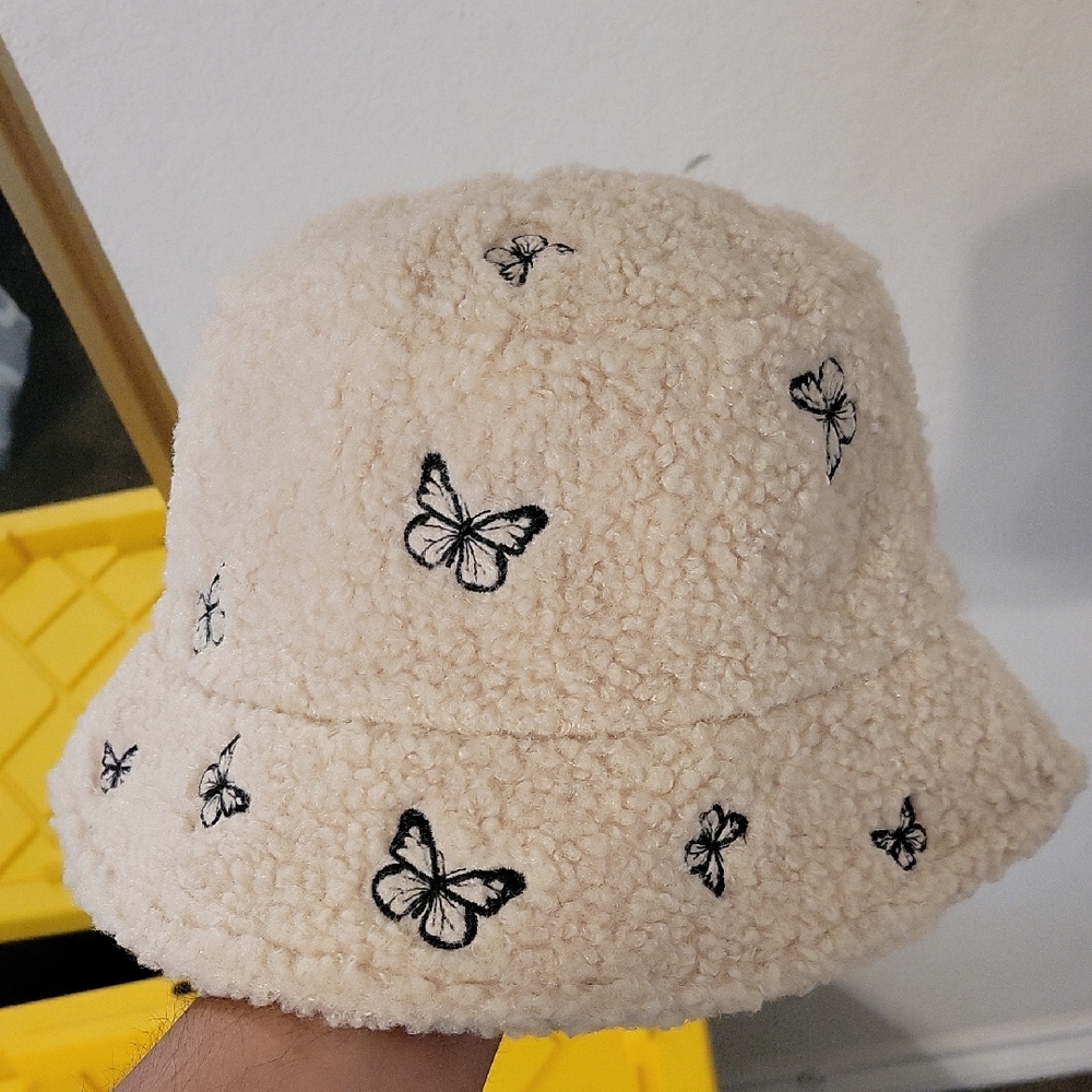 Cream Bucket Hat with Butterfly Embroidery